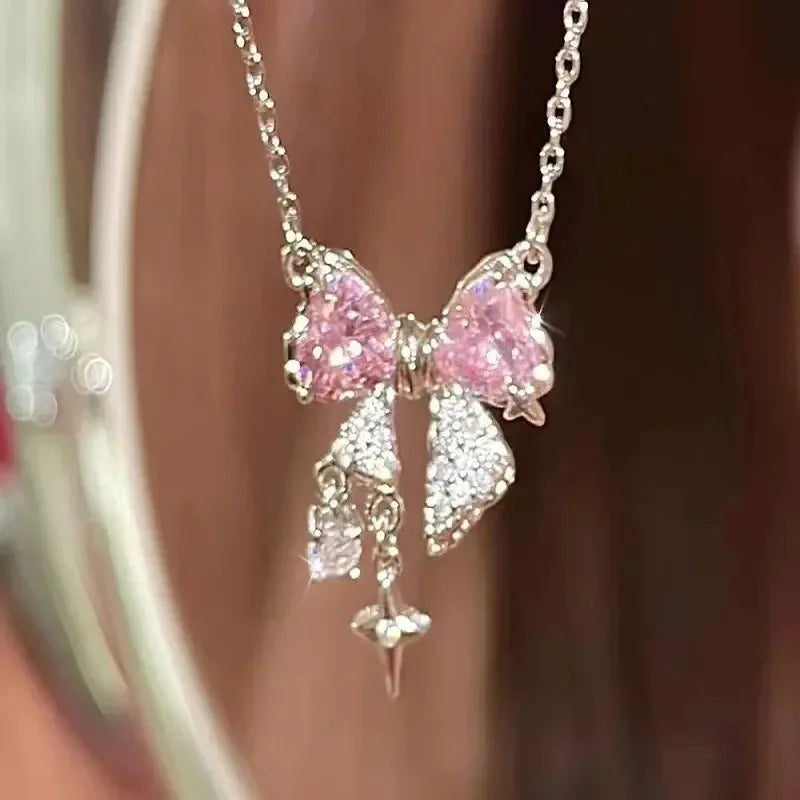 Collier Nœud Papillon Cristal Rose Y2K