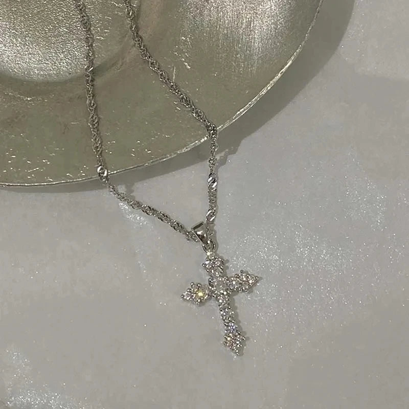 Collier Croix Zircon Argent Chaîne Fine